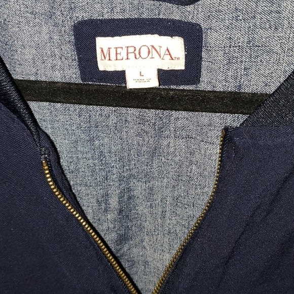 Merona beautiful floral lightweight zip front top size large - Picture 3 of 6